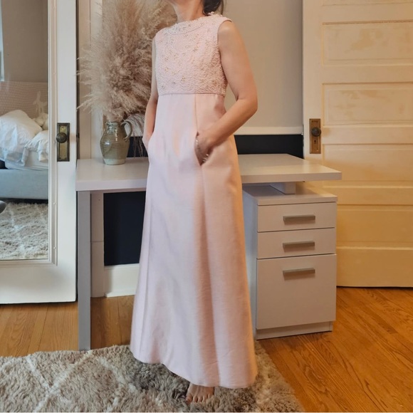 Vintage ‘Dynasty’ embroidered, beaded light pink empire Silk dress sz xs small - Picture 13 of 13